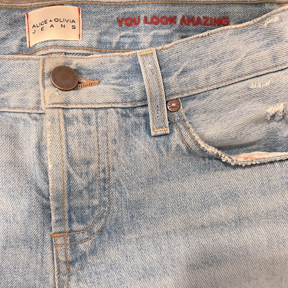 Alice + Olivia jeans collection distressed denim shorts. - Picture 6 of 7